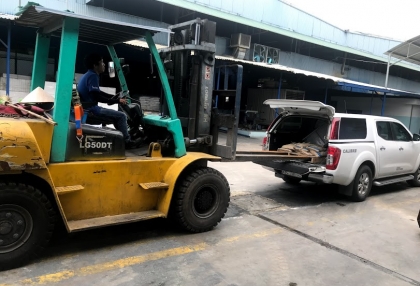 MANG DAO MỔ TRÂU GIẾT GÀ- GIAO HÀNG CHO KHÁCH